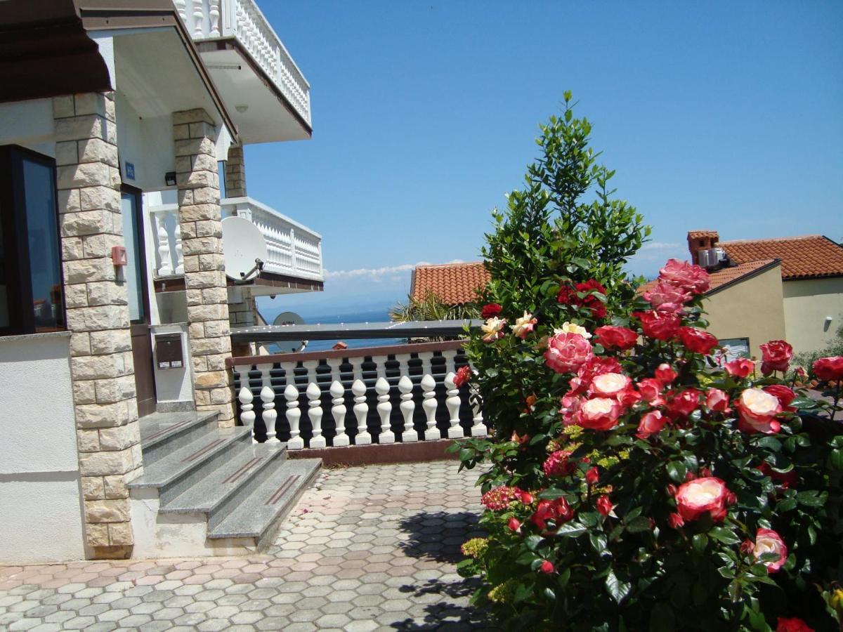 Apartman Carmen Цървени Връх Екстериор снимка