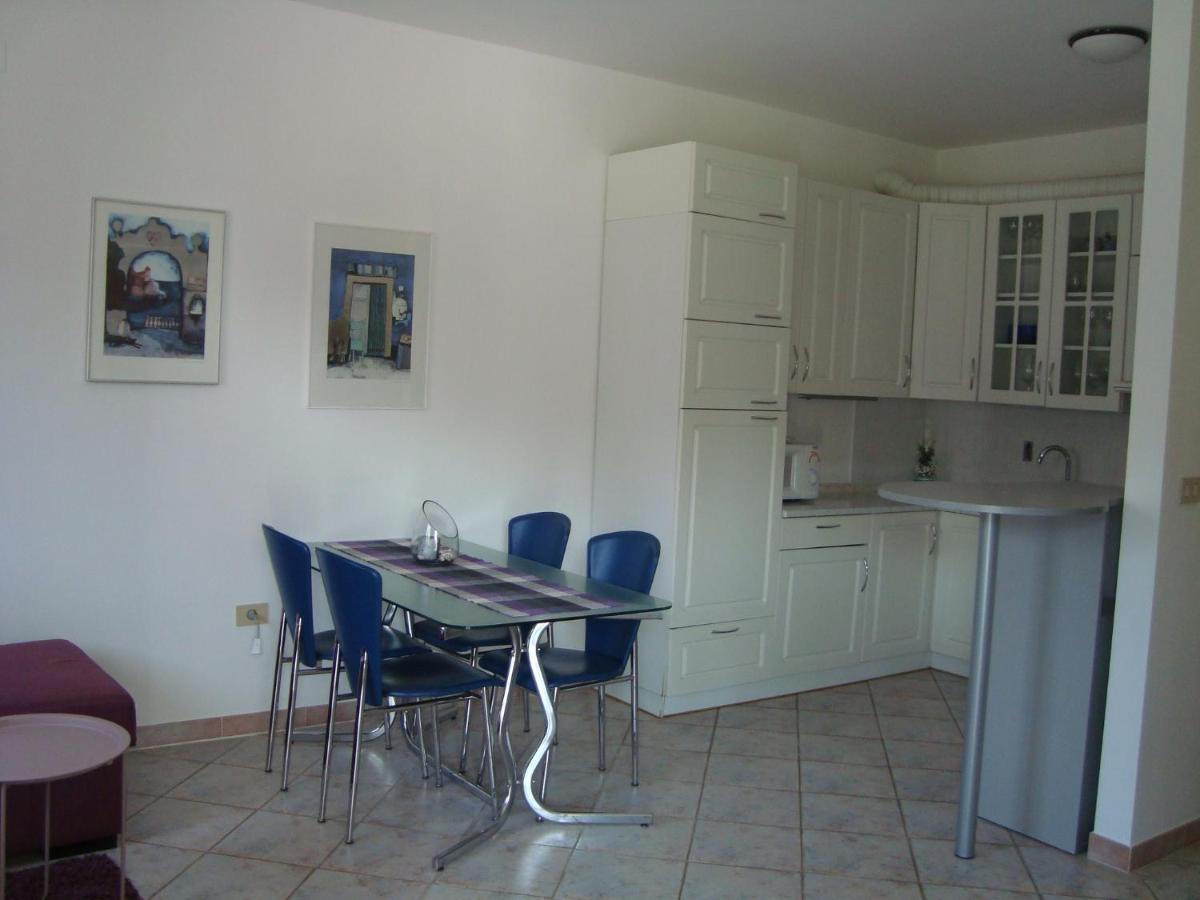 Apartman Carmen Цървени Връх Екстериор снимка
